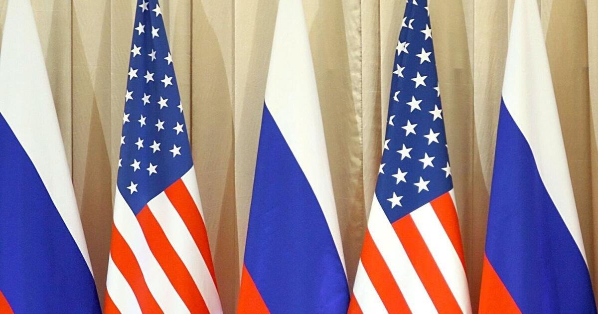 5995549_1_facebookSM_Die_Flaggen_von_Russland_und_den_USA.-1