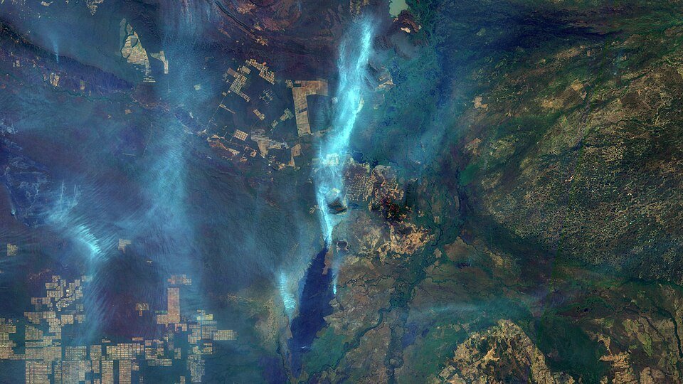 CBERS_4_AWFI_20190821_166_123_RGB151413_queimada_Pantanal_Corumba_by_oton_barros_(48608305523)